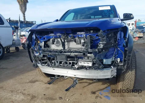 2025 Toyota Tacoma Double Cab/Sr5/Trd Sport/Trd Off Road/Ltd from USA, damaged, VIN 3TMLB5JN4SM124559